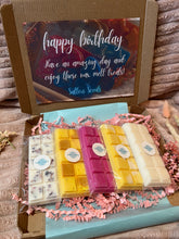 Load image into Gallery viewer, Happy Birthday, Thank you, Auntie, Mum Wax Melt Gift Box
